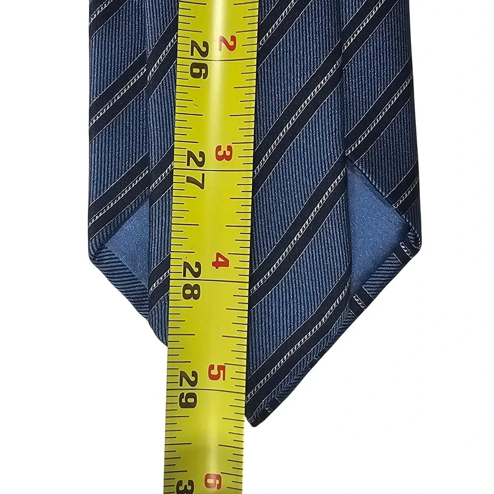 Brioni Blue Black Striped 100% Silk Necktie Hand Made in Italy‎ Classic EUC
